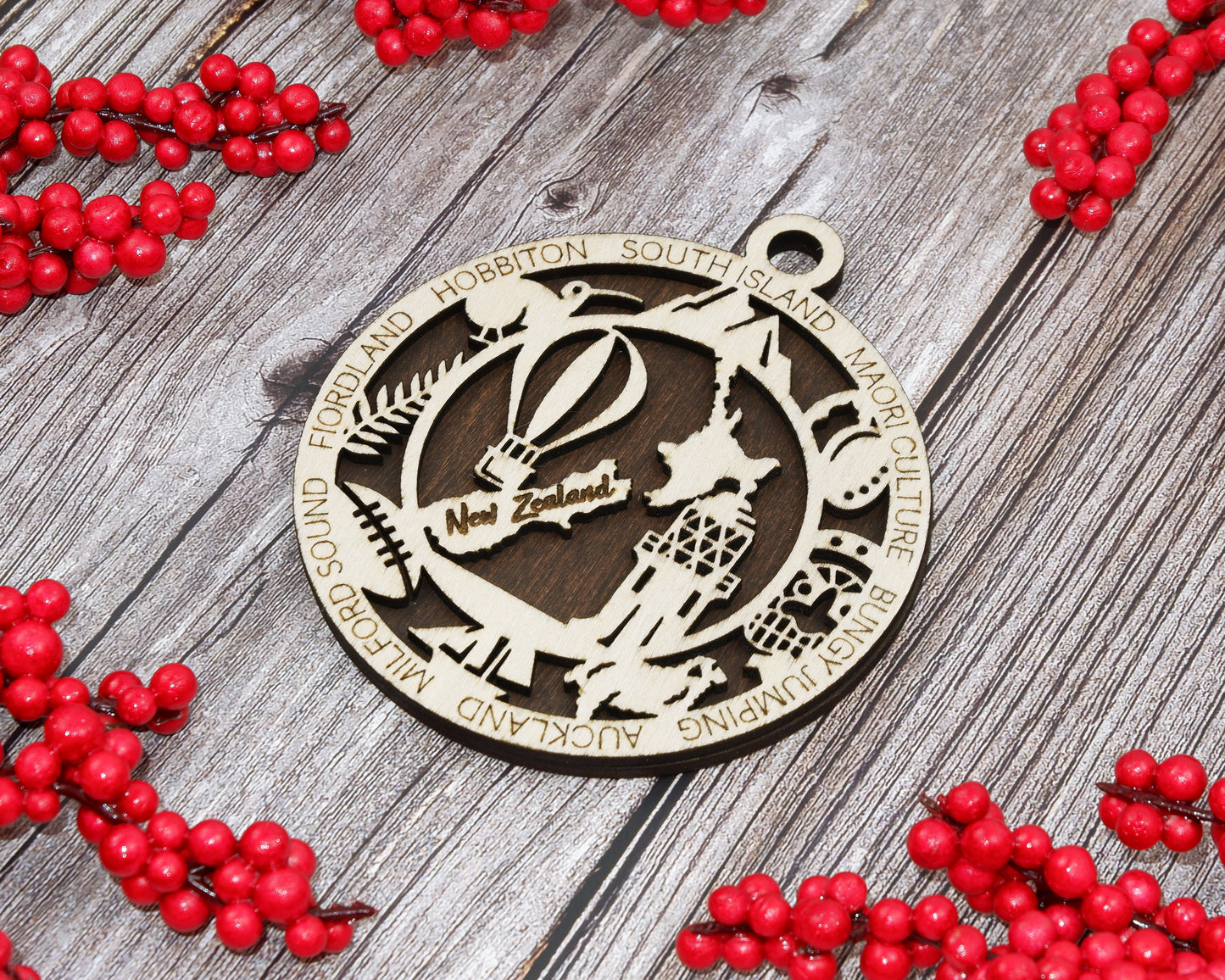 New Zealand Travel Ornaments • Wooden NZ Maps Christmas Ornaments • Laser Cut New Zealand Souvenir • Kiwi Gift Decor